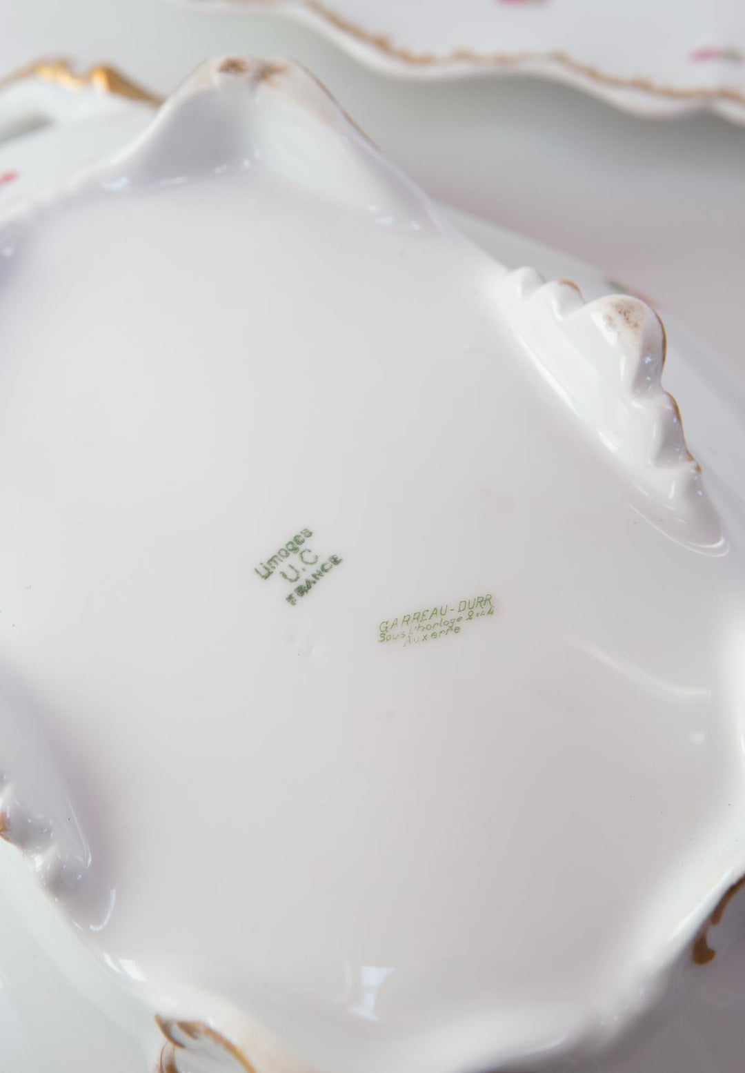 Gran sopera francesa Limoges florecillas con fuente large french tureen with plate