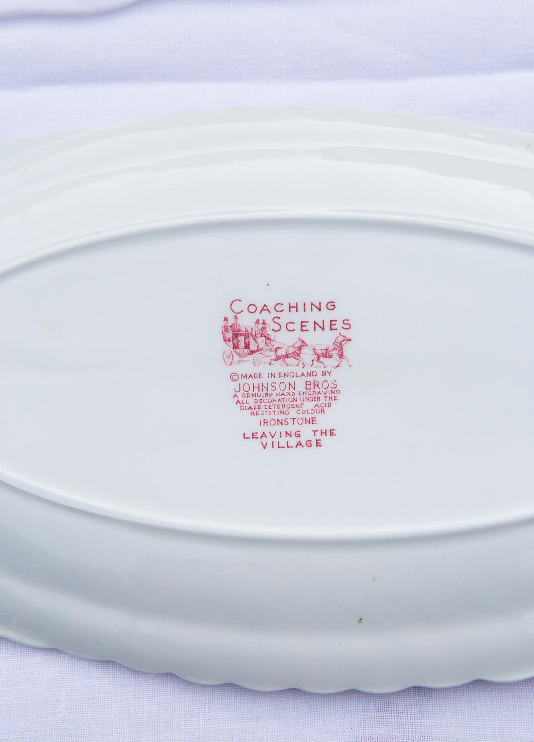 Fuente inglesa Johnson Bros Coaching Scenes dish