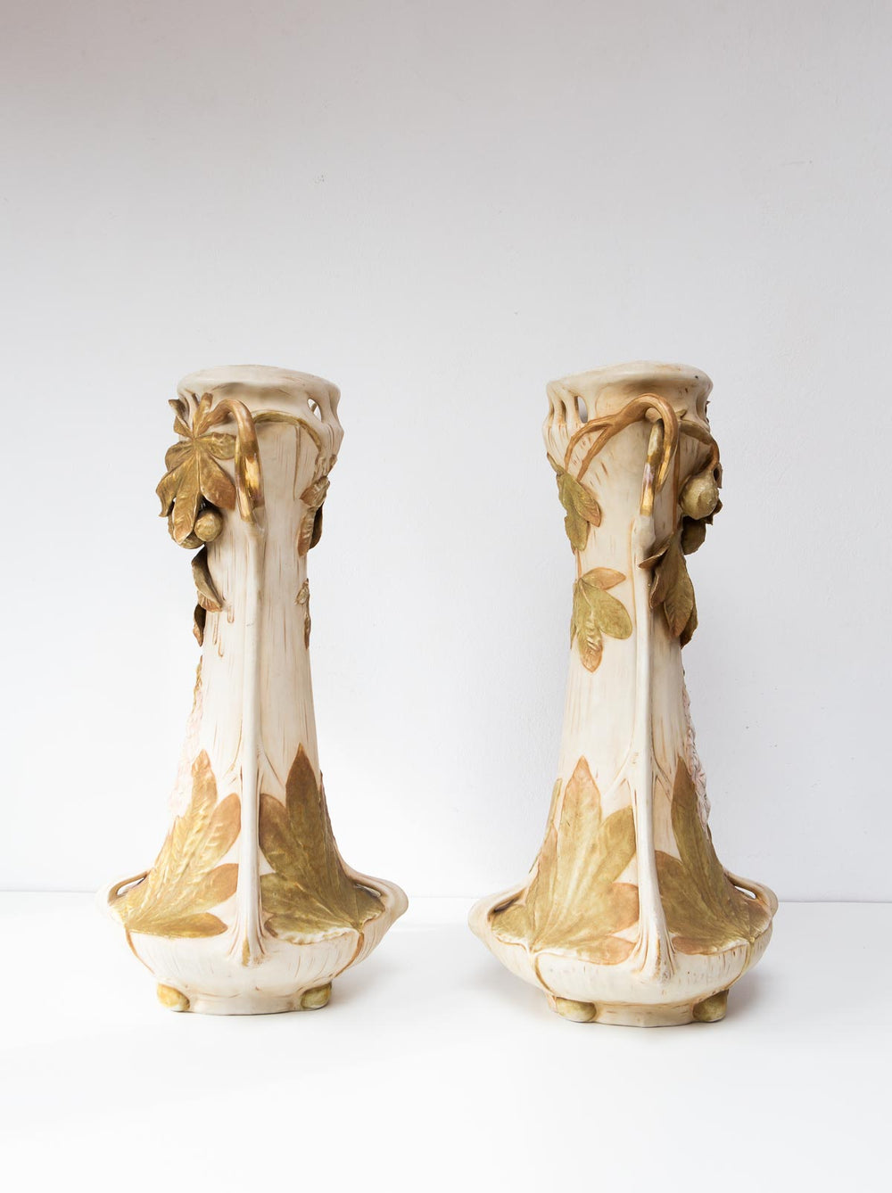 Pareja jarrones art nouveau Royal Dux Bohemia aprox. 1900 pair of antique vases