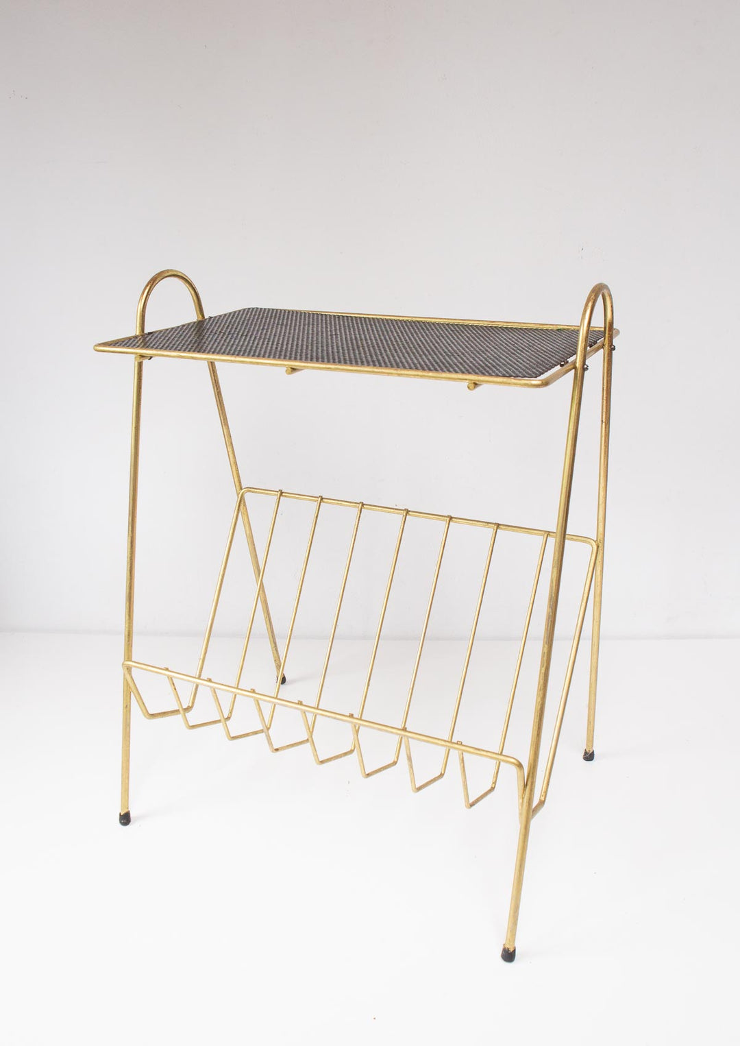 Revistero vintage francés con balda c. 1950s