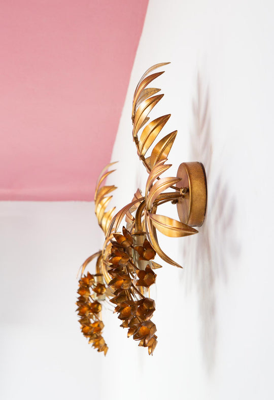 Pareja apliques suecos RAF metal dorado hojas y flores