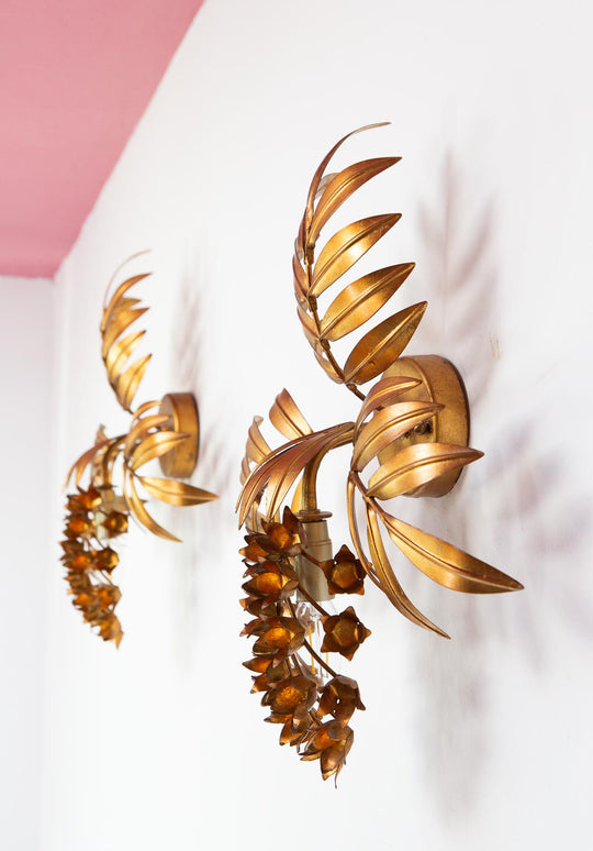 Pareja apliques suecos RAF metal dorado hojas y flores