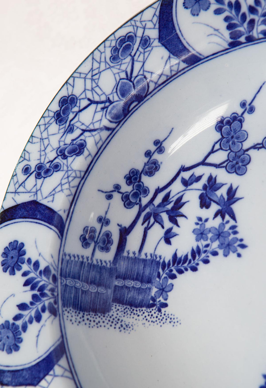 Antigua fuente honda Japon Creil Montereau (⌀ 28 cm)