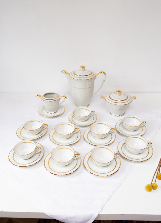 Juego de té Limoges 9 SERVICIOS porcelana ribete dorado c. 1950s (21 PIEZAS)