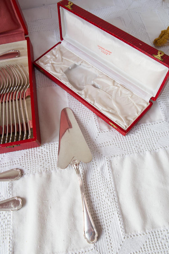 cuberteria ercuis trianon francesa antigua para 12