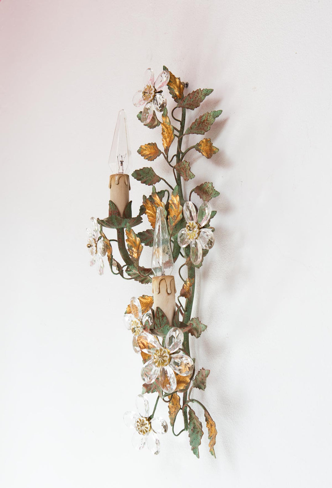 Aplique italiano metal hojas y flores cristal c. 1980s (53 cm)
