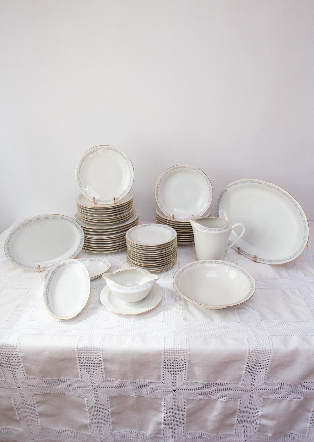 Vajilla porcelana sueca para 10-12 Hackefors / Hutschenreuther SIN ESTRENAR (54 PIEZAS)