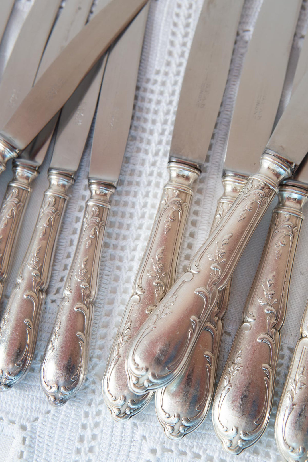 Juego antiguos cuchillos ENTRANTES y MESA para 6 SFAM c. 1940s (2 LOTES DISPONIBLES)