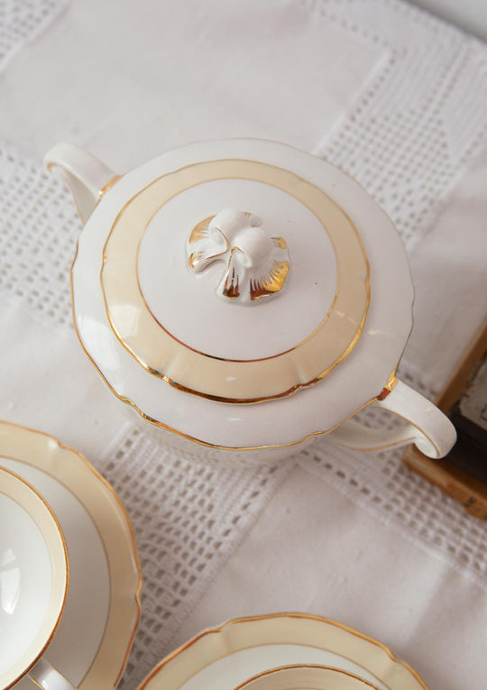 Juego café té para 12 loza francesa beige y dorado c. 1960s (27 PIEZAS)