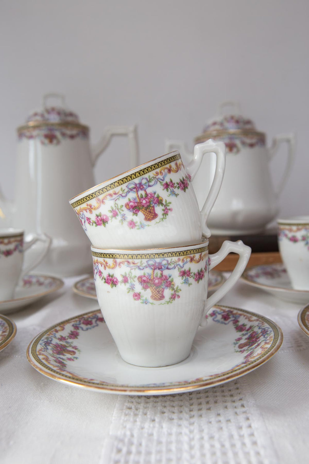 Antiguo juego café para 6 porcelana francesa Limoges flores c. 1925 (14 PIEZAS)