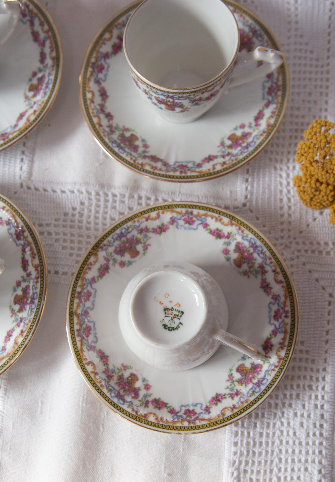 Antiguo juego café para 6 porcelana francesa Limoges flores c. 1925 (14 PIEZAS)