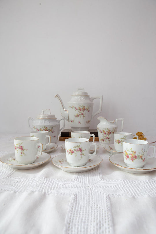 Antiguo juego café para 6 porcelana francesa Limoges florecillas (15 PIEZAS)