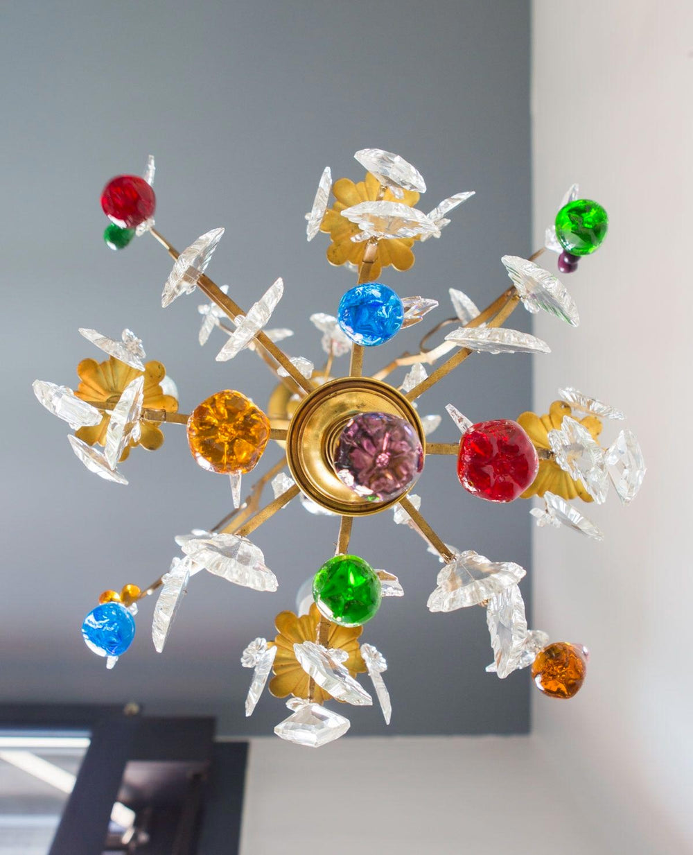 antigua lámpara de techo araña francesa con cristales frutas colores murano antique vintage french chandelier lustre ancien