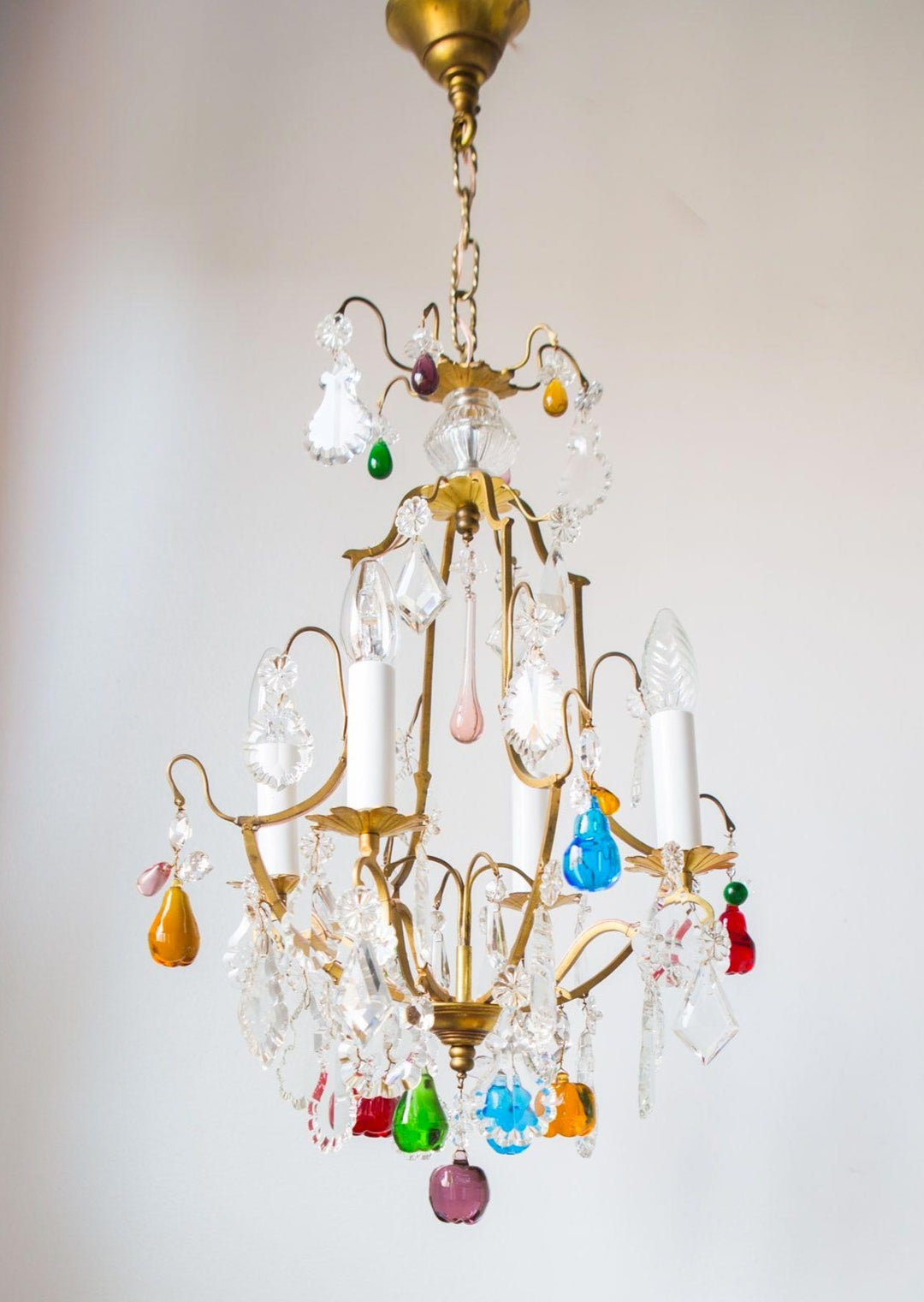 antigua lámpara de techo araña francesa con cristales frutas colores murano antique vintage french chandelier lustre ancien