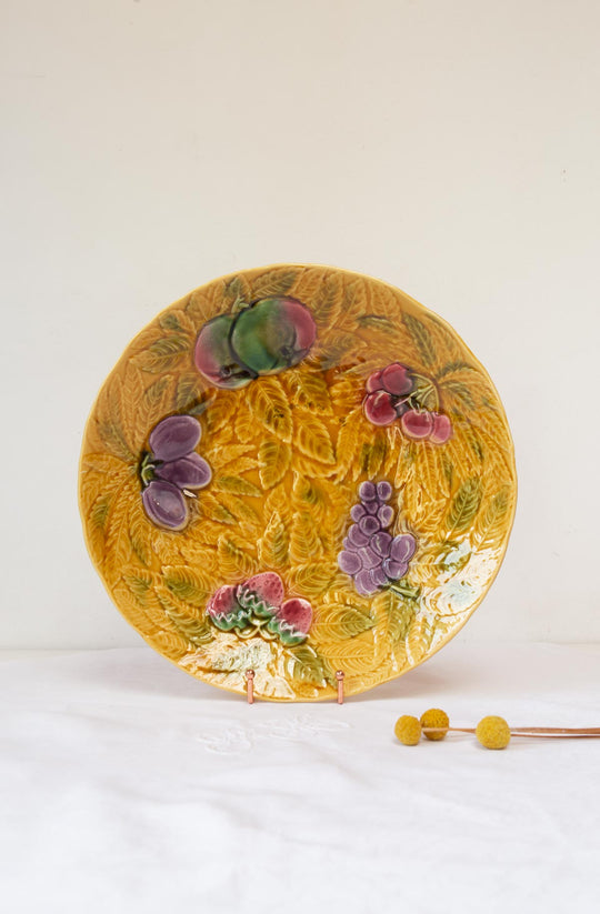 Antigua fuente francesa barbotine frutas (⌀ 35 cm)