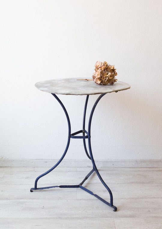 Antigua mesa jardín francesa hierro azul (VENDIDA)