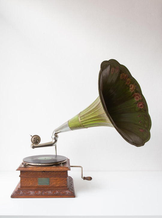 Antiguo gramófono francés aprox. 1910 RADIOPHONE (VENDIDO)
