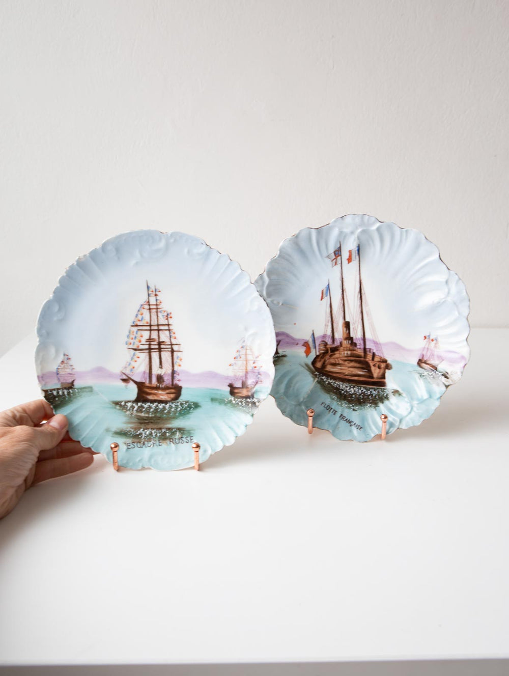 Pareja platos decorativos barcos porcelana Limoges (21 cm)