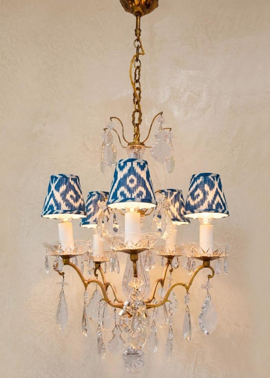 Chandelier francés bronce con cristales c. 1950/60s (38 cm)