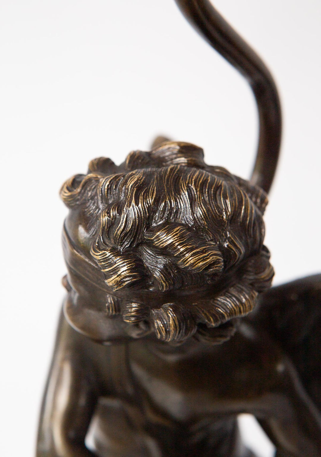 lámpara de mesa bronce con cupido o angelote bronze table lamp cupid cupidon lampe 