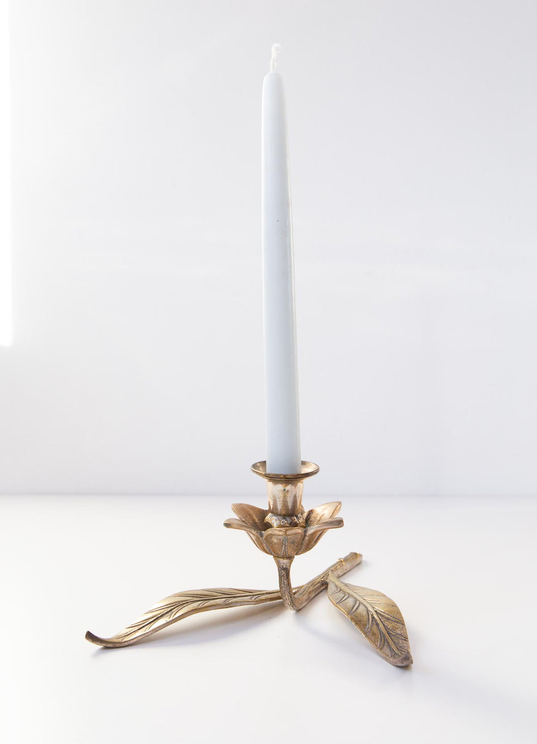 Candelero flor bronce plateado años 60 candelabros antiguos
