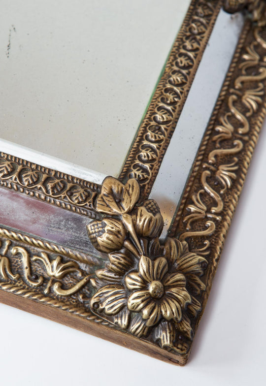 Antiguo espejo francés latón repujado s. XIX (VENDIDO)