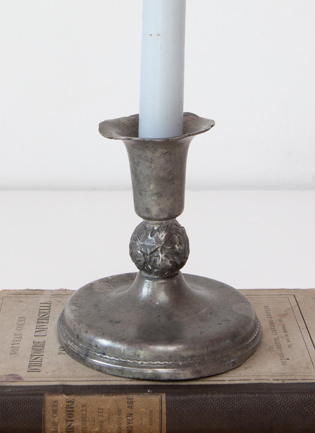 Pequeño candelero sueco estaño s. XIX