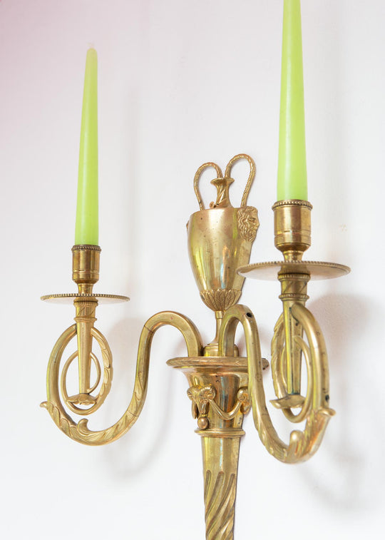 pareja antiguos candelabros laton s. xix estilo louis xvi candleholders