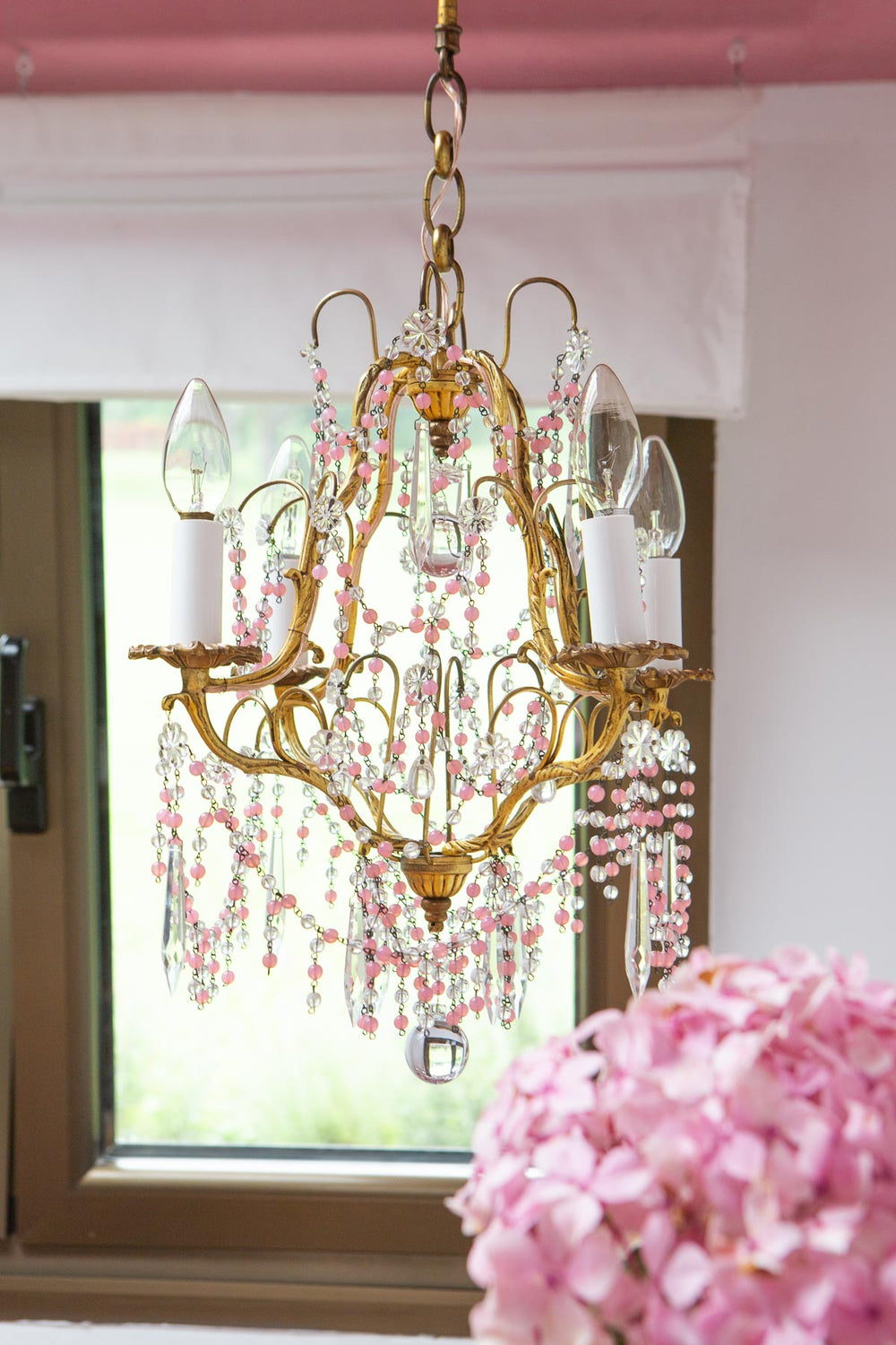 lámpara de techo araña francesa bronce con cristales rosa