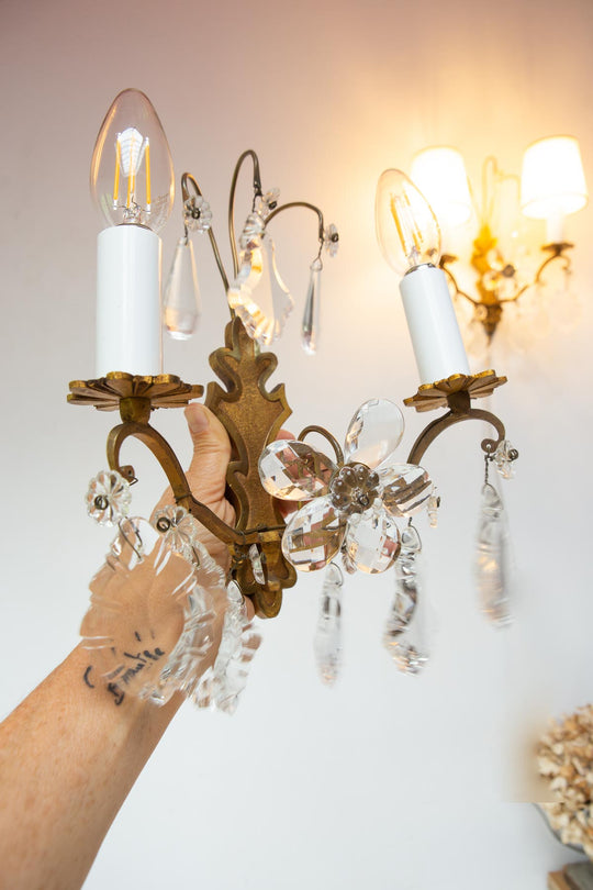 pareja antiguos apliques de pared franceses laton y lagrimas cristal