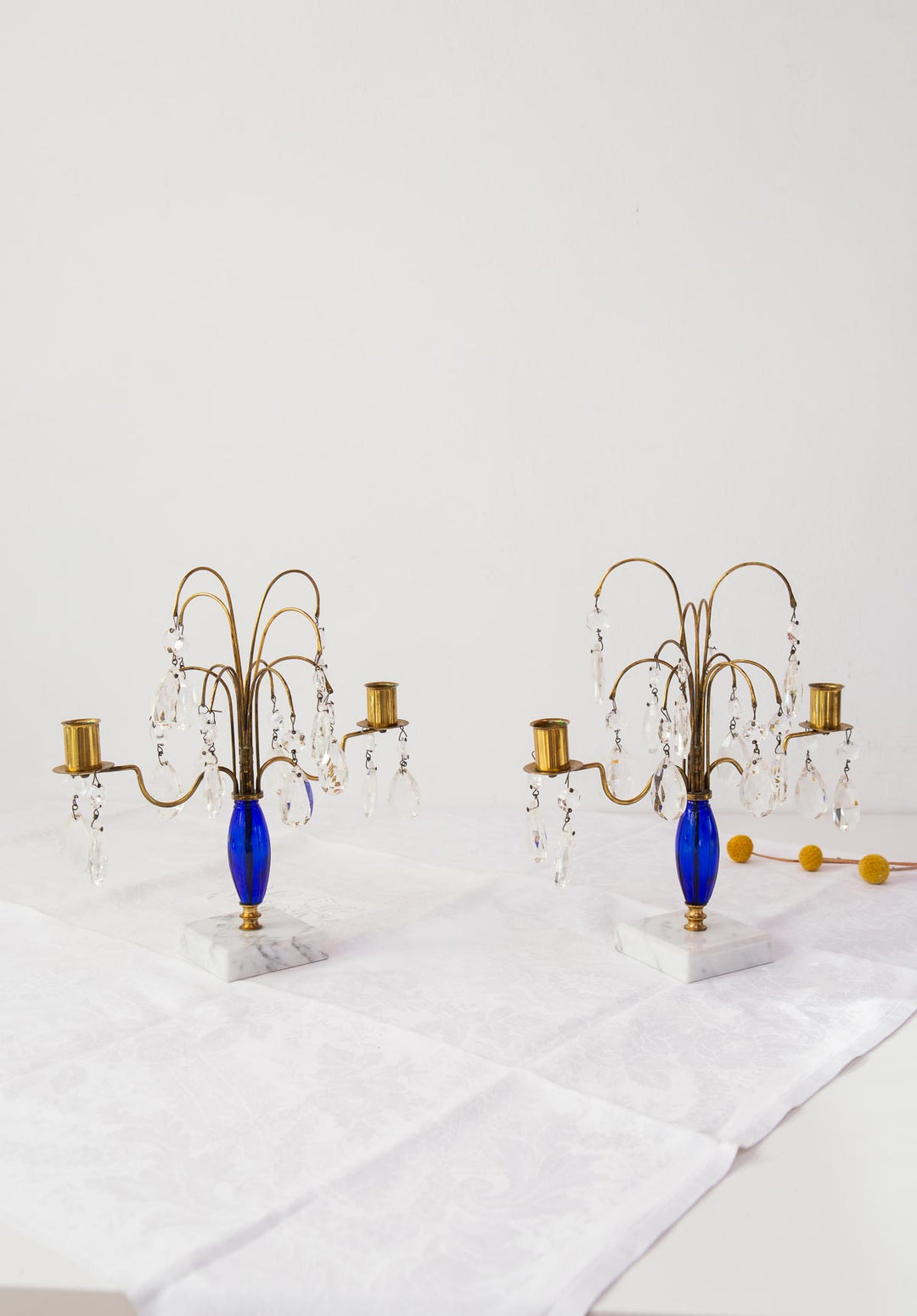 Pareja candelabros sobremesa suecos estilo Gustaviano s. XX