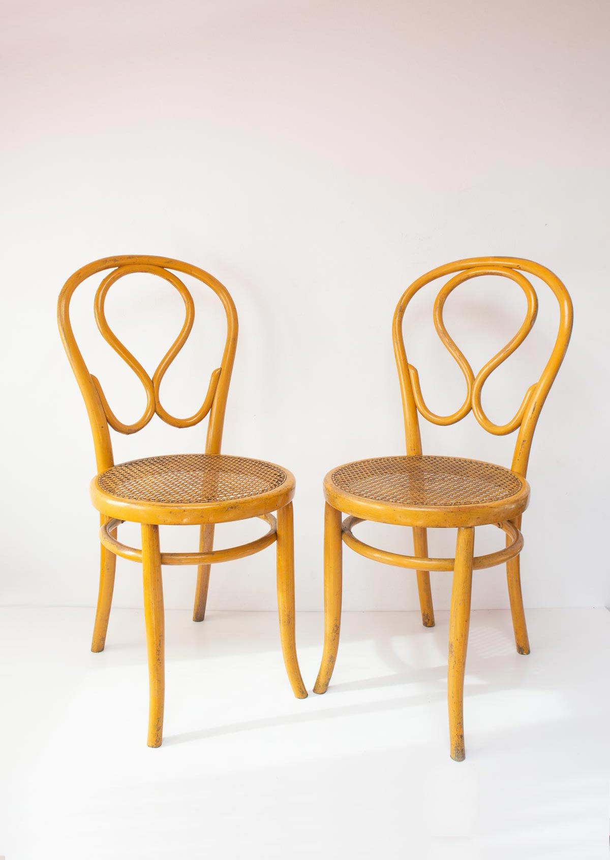 pareja sillas antiguas amarillas josias eissler und sohne yellow chairs