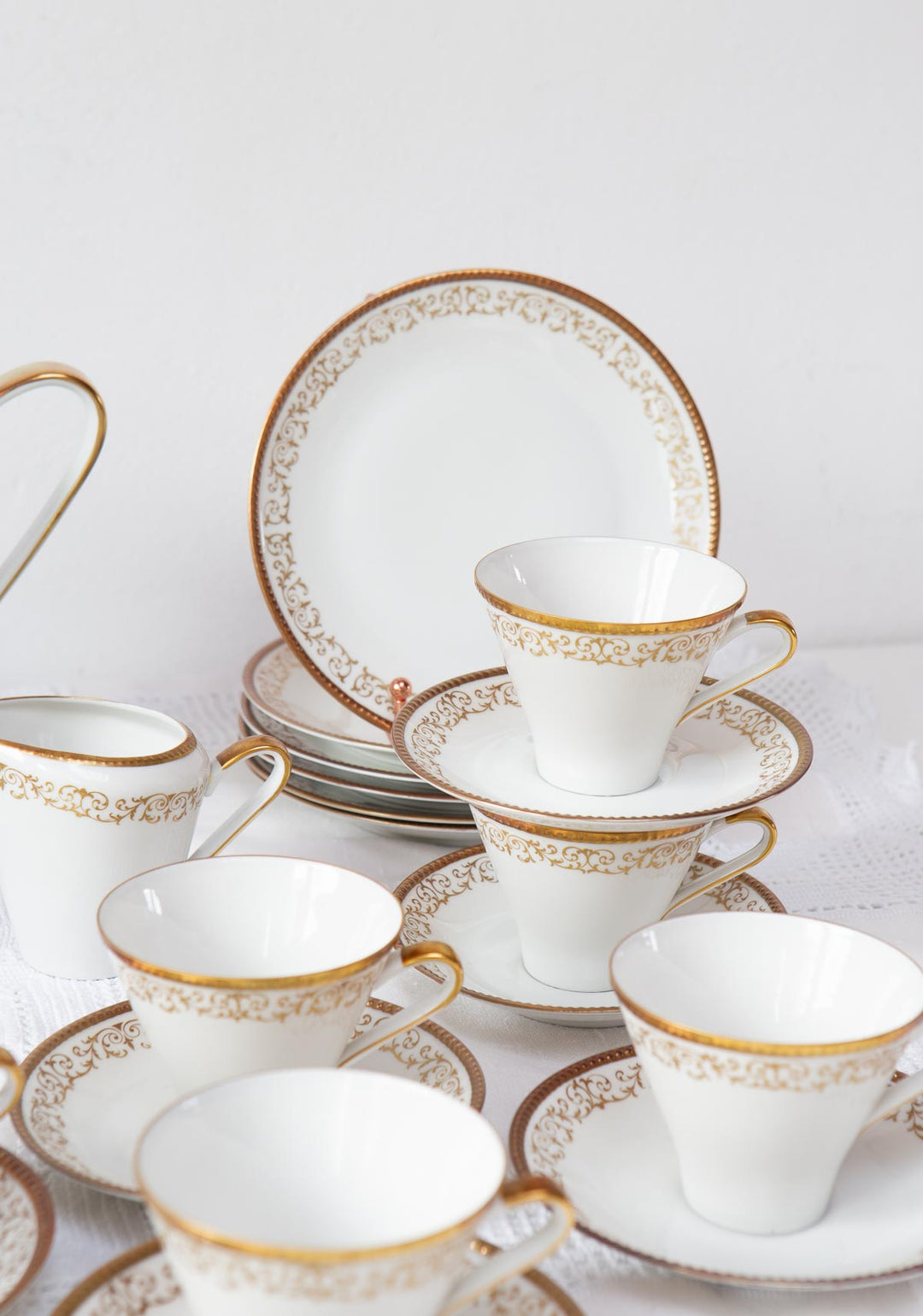 Juego de café porcelana sueca Hackefors para 12 greca y filo dorado (39 PIEZAS)