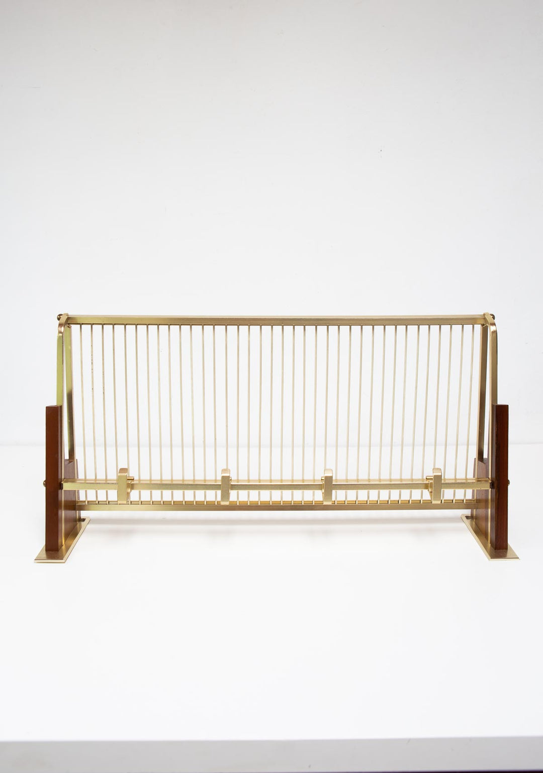 Perchero de pared con estante teca y metal años 50/60 (60,5 cm)