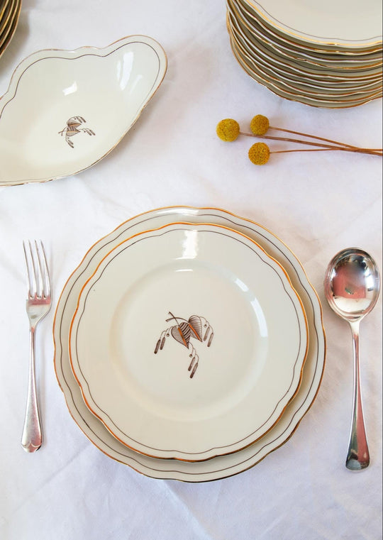 Vajilla porcelana sueca Hackefors para 11 beige filo dorado (42 PIEZAS)