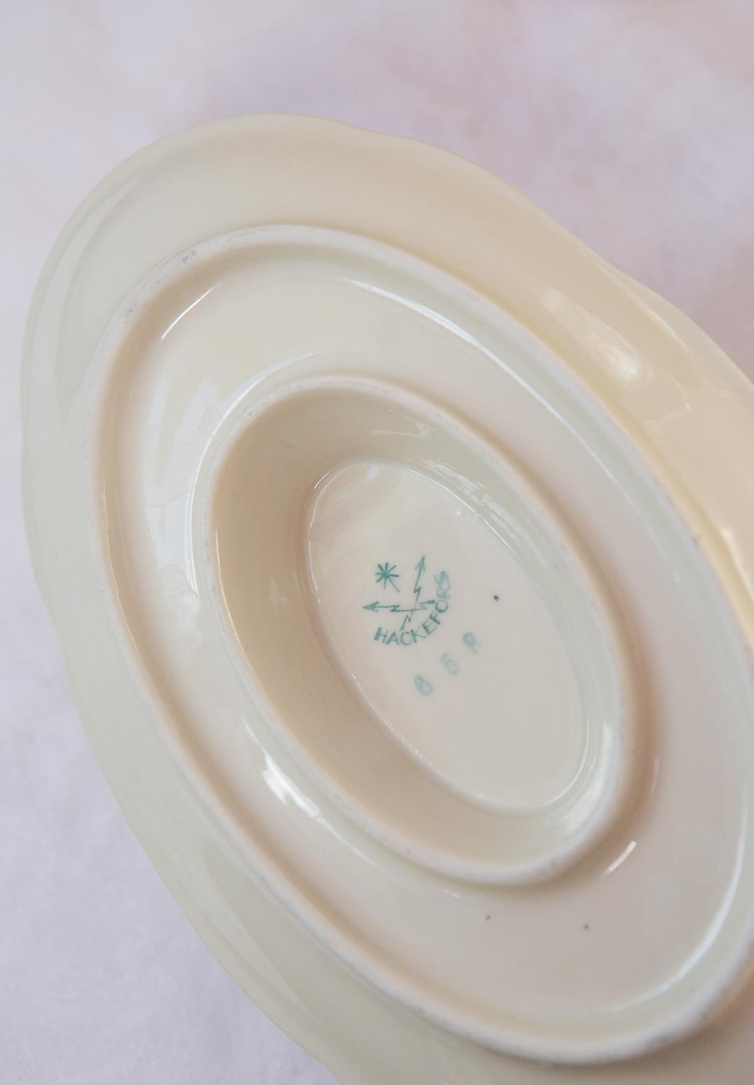 vajilla porcelana sueca hackefors crema y dorado