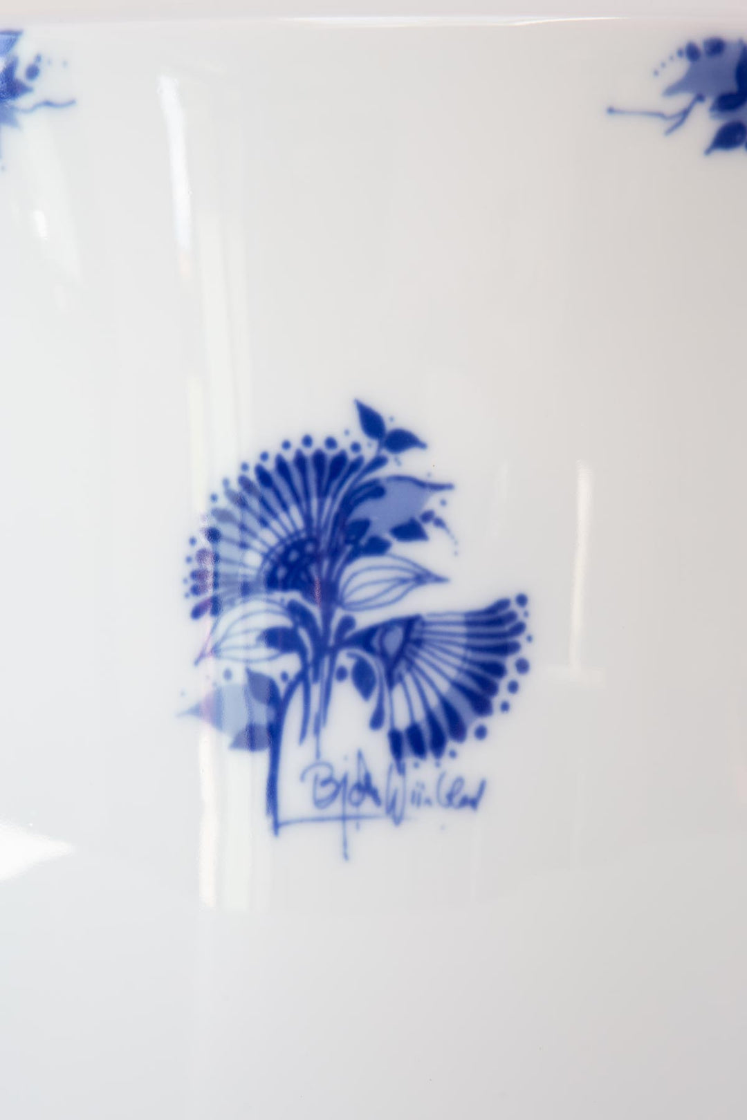 Gran jarrón porcelana alemana azul Rosenthal Bjorn Wiinblad (28*26 cm)