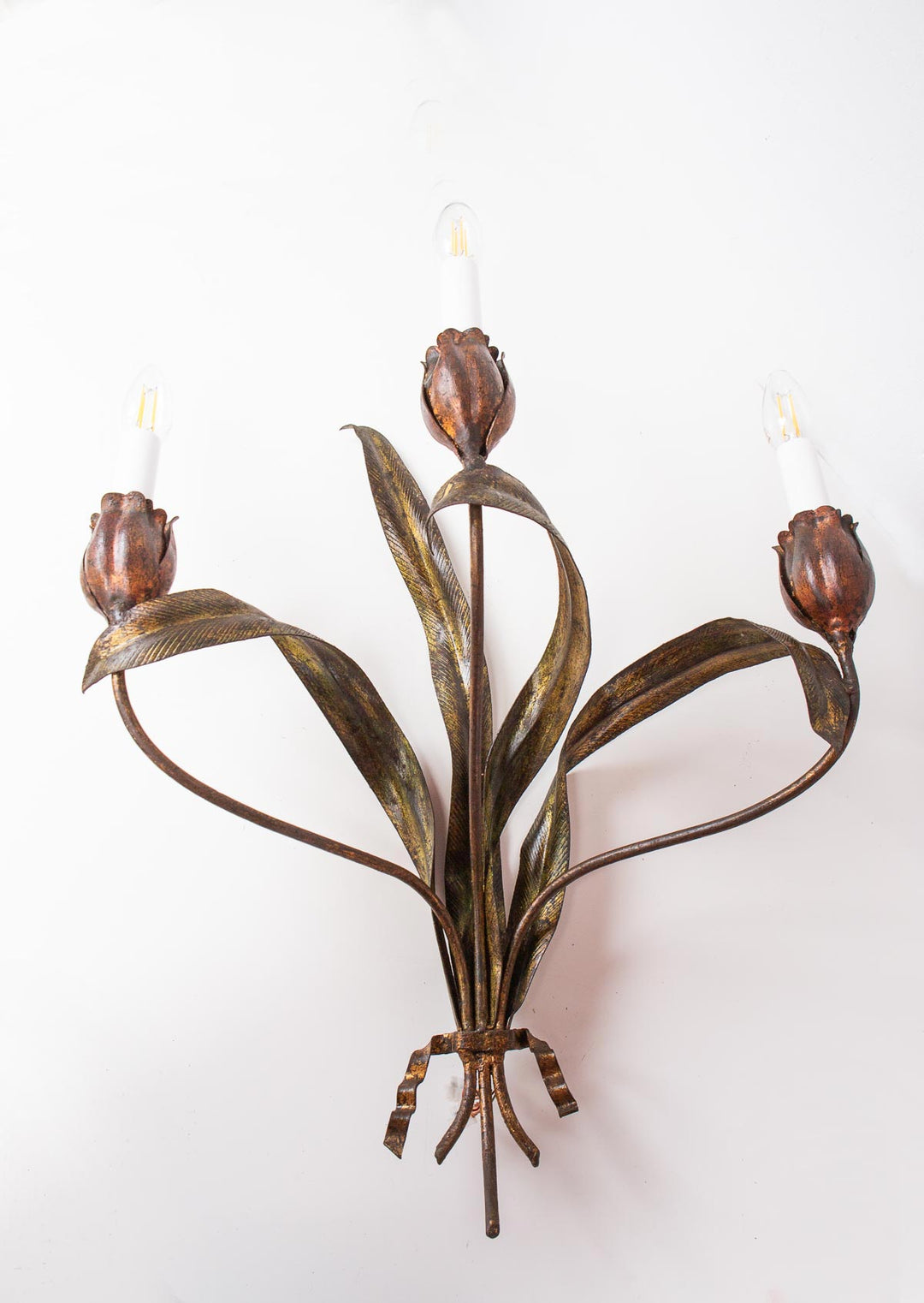 Gran aplique hierro con flores y hojas aprox. 1950 (60 cm)