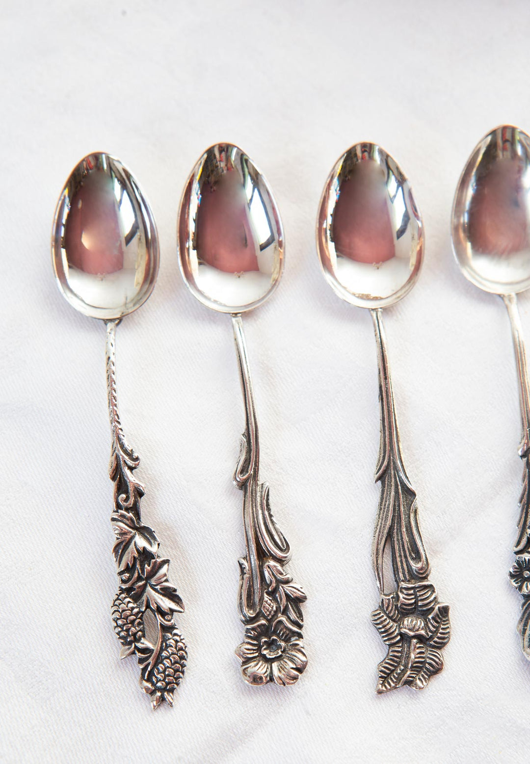cucharillas de plata sueca con mangos de flores