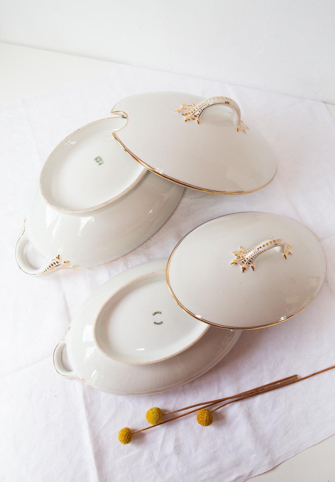 pareja soperas antiguas porcelana blanca y dorada w guerin limoges
