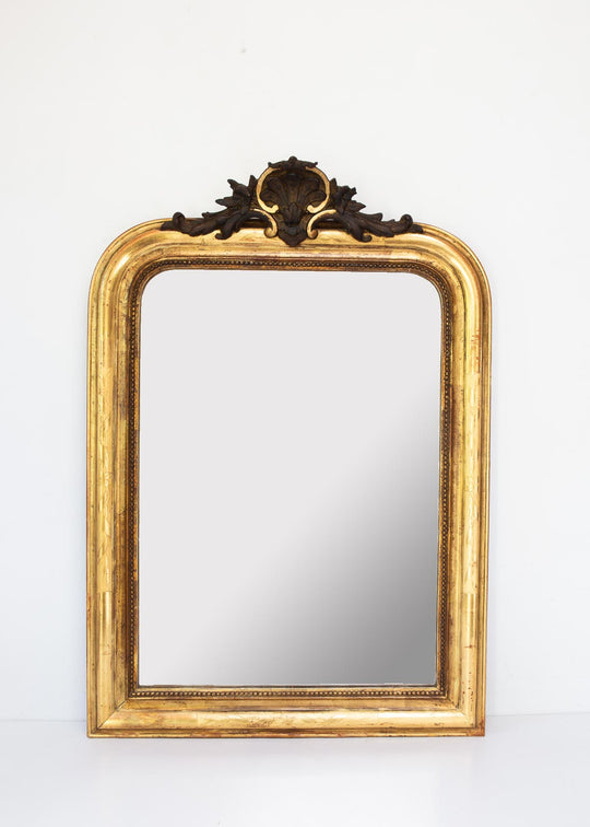 Antiguo espejo francés dorado Louis Philippe con copete negro s. XIX (88*62,5 cm)