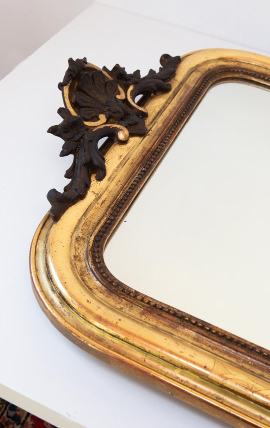 Antiguo espejo francés dorado Louis Philippe con copete negro s. XIX (88*62,5 cm)