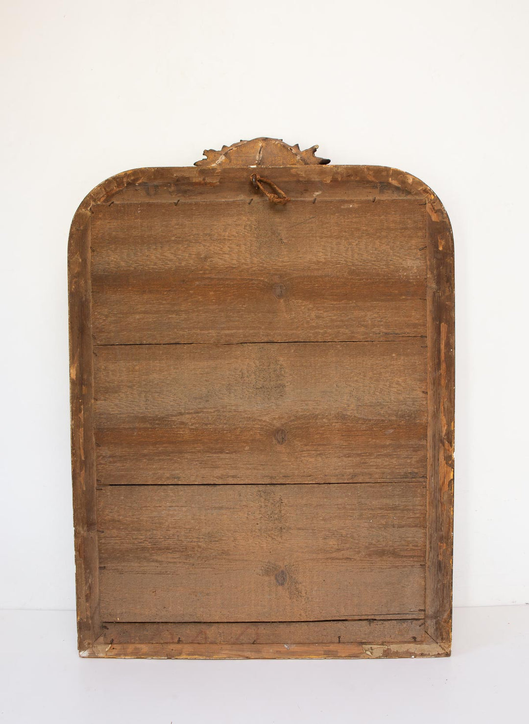Antiguo espejo francés dorado Louis Philippe con copete negro s. XIX (88*62,5 cm)