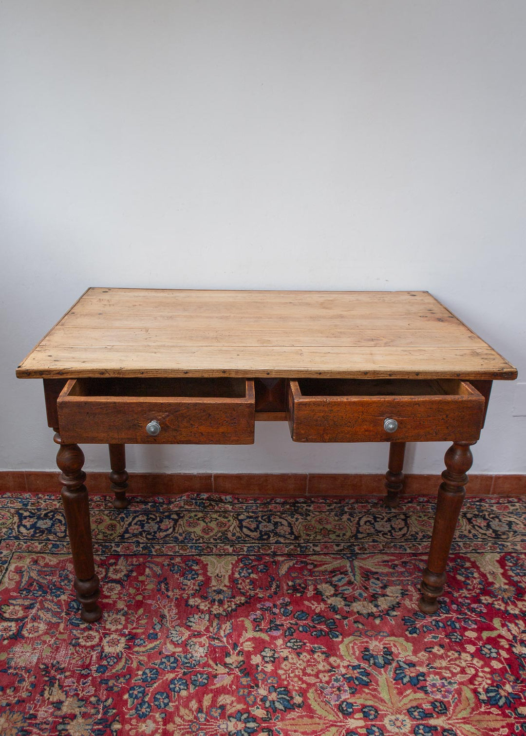 Mesa de cocina o granja (table de ferme) francesa en madera de pino 1880-1910 (101 cm)