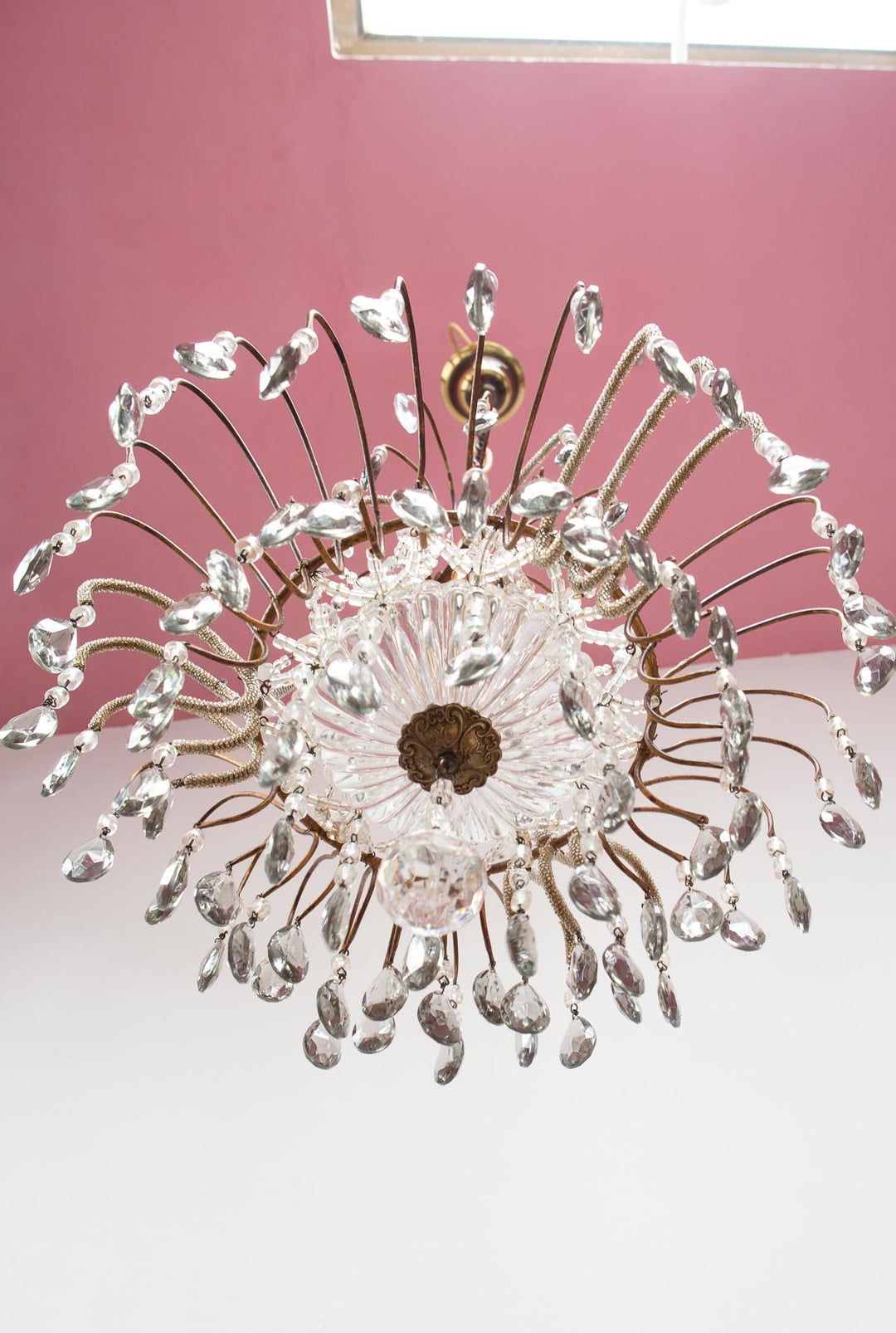 Antiguo chandelier italiano con cristales primera mitad s. XX (44 cm)