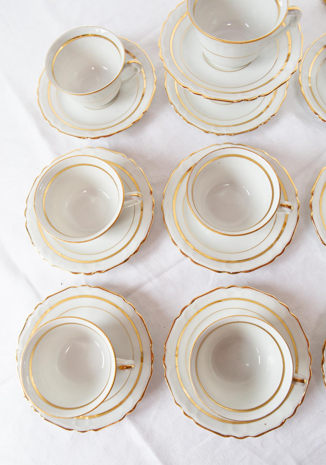 Juego 10 tazas té o café porcelana francesa blanco y dorado (20 PIEZAS)