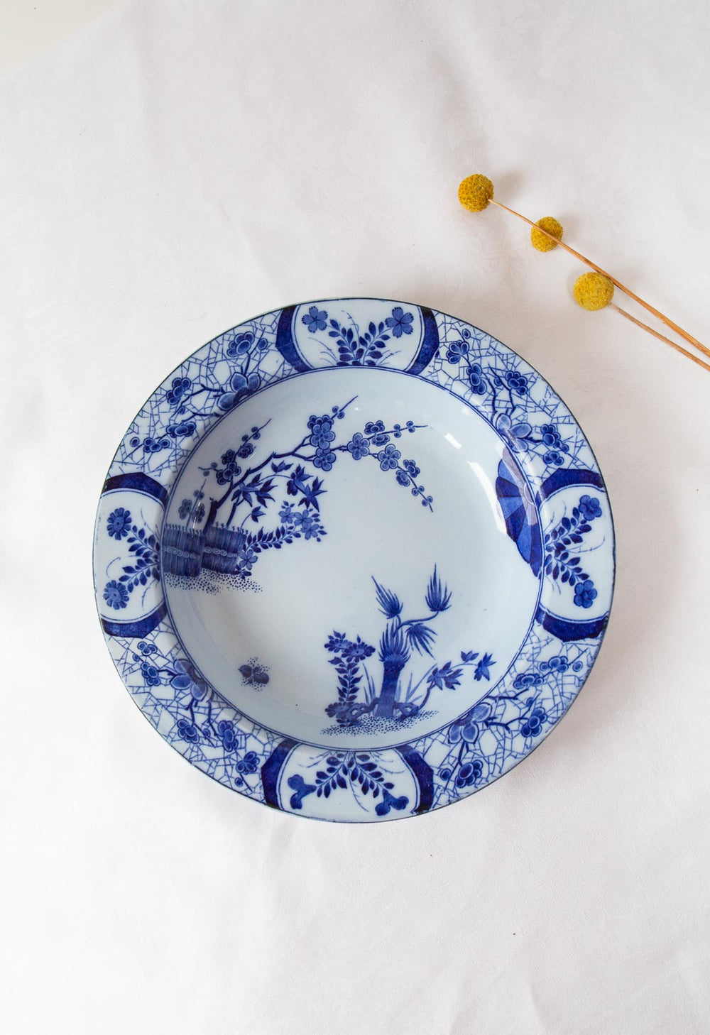 Antigua fuente honda Japon Creil Montereau (⌀ 28 cm)