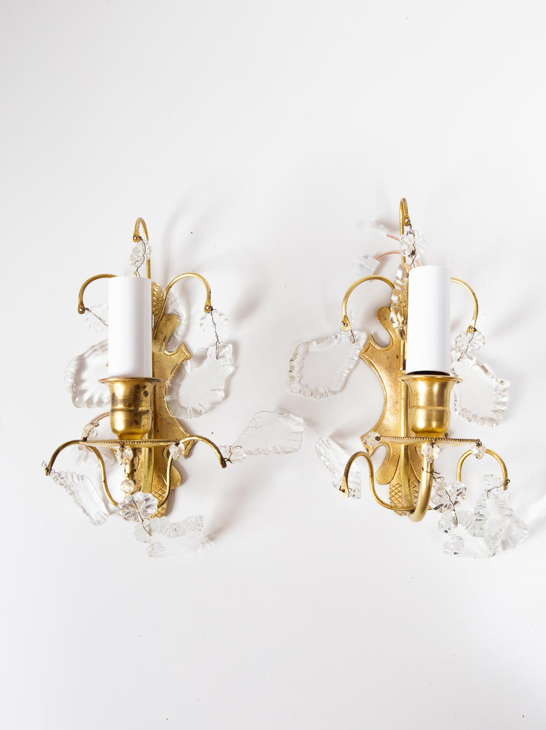 APLIQUES FRANCESES ANTIGUOS LATON Y CRISTALES