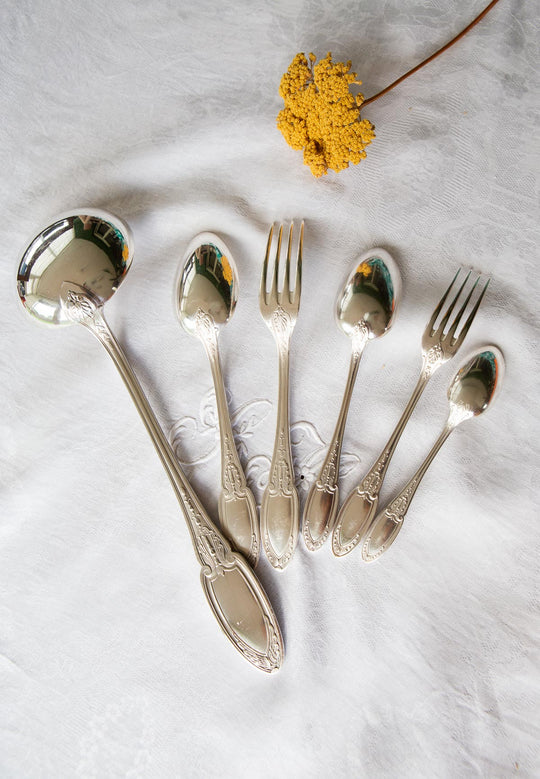 Gran cubertería francesa "metal argenté PARA 12 ERCUIS EMPIRE c. 1930/40 (61 PIEZAS)