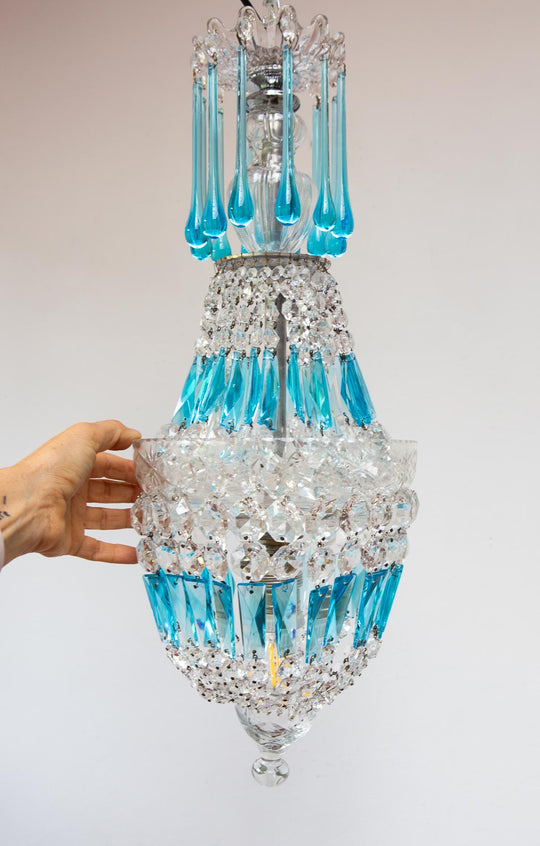 Plafón francés o checo con cristales azules c. 1960s (21 cm)
